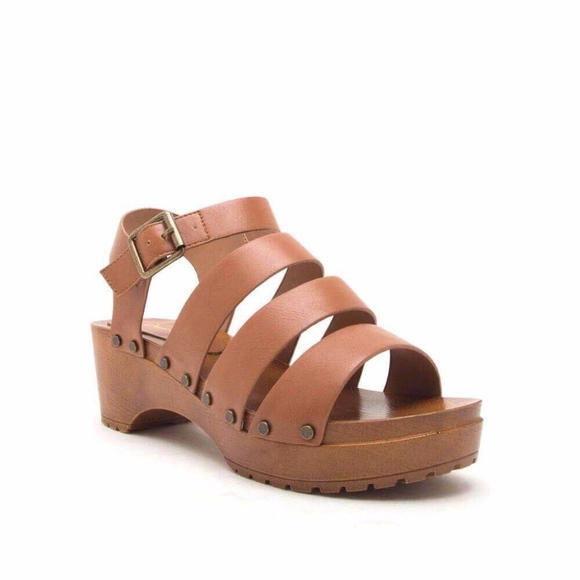 Qupid Keen Cognac Strappy Platform Clogs Sz 5.5-10 - Picture 2 of 5